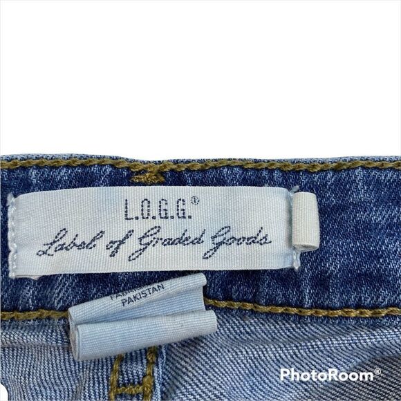 L.O.G.G. Brand High Rise Denim Jeans Size 6, Dark Stripe on Each Side - Picture 9 of 10
